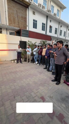 The BADLAAV Campaign in Greater Noida is a powerful step towards embedding the habit of waste segregation and responsible disposal into everyday life. Through direct community engagement, street plays, and on-the-ground conversations, the initiative transformed sustainability from a concept into a lived practice across residential societies, educational institutions, industrial zones, and public spaces. This collective effort was made possible by HDFC Bank, Centre for Environment Education (CEE)