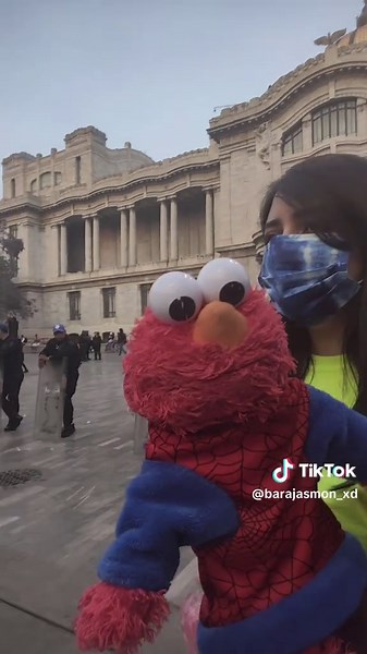 Cómo Hacer la Voz de Elmo: Tutorial Divertido