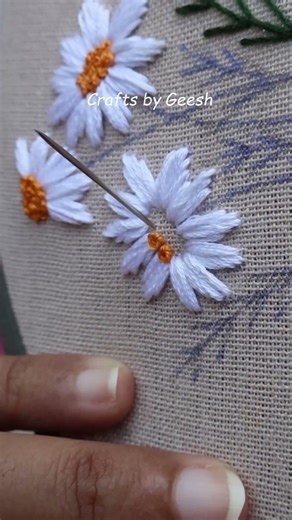 Daisy flower Hand embroidery Tutorial for beginners | satin stitch | French knot stitch #embroidery