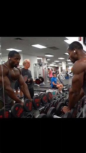 Rome Ivey on Instagram: "CHEST WORKOUT NOW LIVE ON YOUTUBE, LINK IN BIO healthylifestyle #bodybuilding #gym #fitness #fit #physique #aesthetics #shredded #bodybuilder #mensphysique #classicphysique #ifbb #chest #npc #explorepage #viral #gymrat #gains #fitfam #fitnessmotivation #bodybuildingmotivation #fitnessaddict #iifym #hustle #motivation"