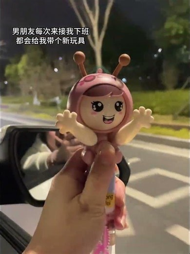 The cartoon rotating face-changing bubble toy is so cute!