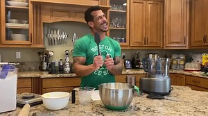 Ain’t no better way to spend your Tuesday than sittin’ down at home with Danny Wood for a new episode of #TheWoodWorks on his YouTube channel! What will he be cookin’ up today? Watch here: http://DannyWood.lnk.to/Season2Ep10 👨🏻‍🍳 | New Kids On The Block