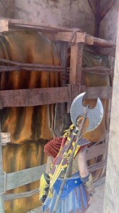 Red and green borders appearing on the sides of moving objects