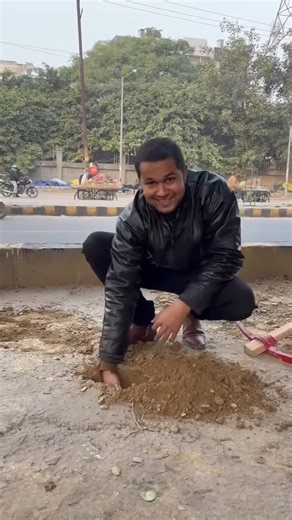 🌳🌍 Let’s Plant 20 Million Trees in India! 🌍🌳 Imagine the impact of planting 20 million trees across the country! Together, we can: ✅ Combat climate change ✅ Purify the air and water ✅ Provide shelter to wildlife ✅ Restore our natural heritage 🌿 Every tree we plant brings us closer to a greene.. | Trees Plants Info