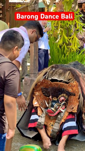 Famous dance in Bali, Barong Dance Bali