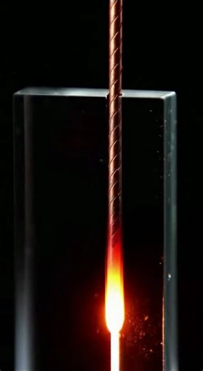 Cutting Glass With a Molten Rod. #cuttingskills #glasscutting #rod #shortvideos #trending