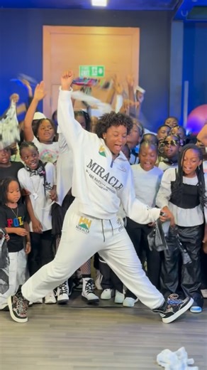 STARGYAL on Instagram: "I’m in love with this Dc and the songggg!😩💖 🎶: @dancegodlloyd @shattawalenima @amgmedikal #afronitaaa #afrostarkidsacademy"