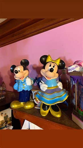 Some of my popcorn bucket collection from Disney. #Disney #Disneypopcorn #Disneybucket #wdw #Disneyworld | Kimberly Caban