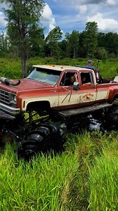 FarmTruck digging #FarmTruck #Squarebody #Chevy #Mudding #Rancho | R3cluse