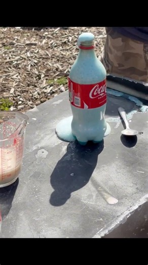 Making elephant toothpaste with my friends ￼