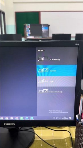 How to Use Dual Monitors