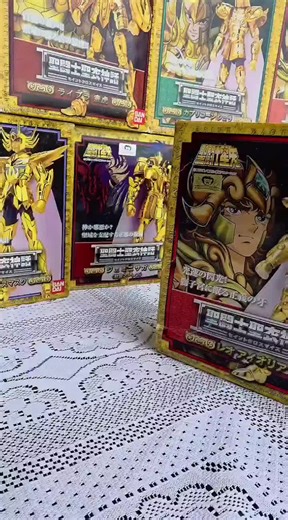 Colección Caballeros del Zodiaco Dorados Leo 2005