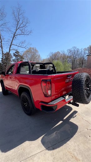 11K views · 163 reactions | 勞Let’s gooooo!!!!!! Ok, how phenomenal are these modern fulle size GMC Jimmy builds done by the folks at Flat Out Autos?! Are you going with the Red, or the Cacti Green?  #gmc #jimmy #gmcjimmy #gmcsierra #gmctrucks | General Motors Jeff | Facebook