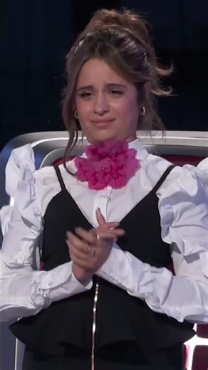 STUNNING Voice Gets 4-Chair Turn #thevoice #shorts