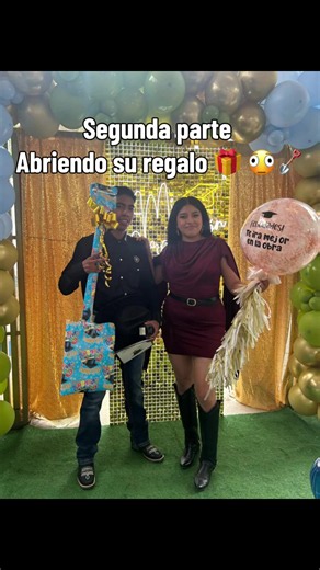 Regalo de pala 🪏❤️ | Opening Presents