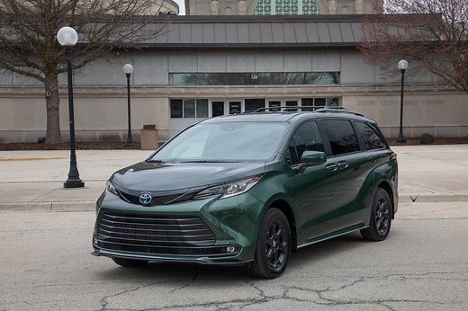 Toyota Recalls 55,000 Sienna Minivans for Seat Issue | Cars.com