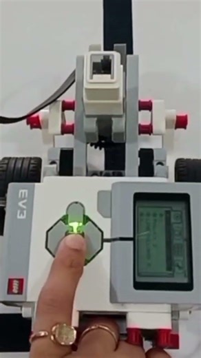 LEGO Mindstorms Line Following Robot