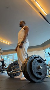 This was my warm-up set before I started repping out thousands. My phone died while I was recording, but trust me it happened 💪🏾🌱 | Preacher Lawson