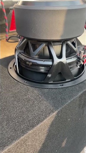 Punching machine, sub bass