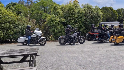 Nelson Creek Hotel appreciates your support. It's wonderful to have such great weather, and you're all taking advantage of it. | Nelson creek hotel