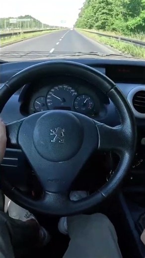 2005 Peugeot 1007 1.4 HDi (70 HP) | 0-100 Acceleration Test