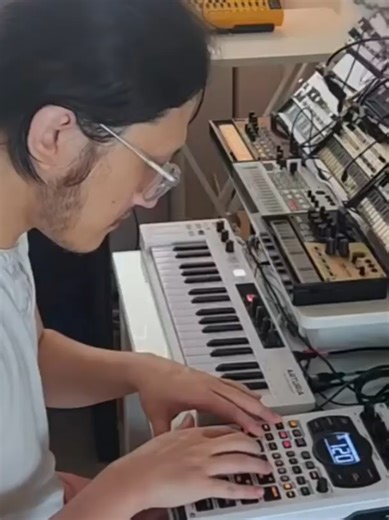 Squid Game Ost Sampling #electronicmusic #roland #sp404mk2