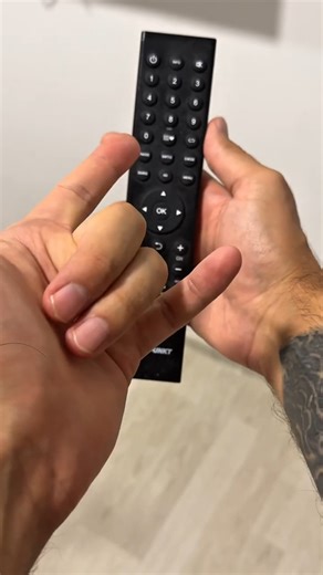 223K views · 1K reactions | Secret ANTENNA in your TV remote = FREE CHANNELS. #USA #tv #lifehacks | T.Lifehack USA | Facebook