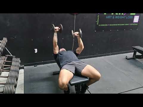 Alternating Dumbbell Bench Press Tutorial