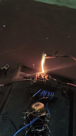 HIGH VOLTAGE flyback arc on the inputs of flyback