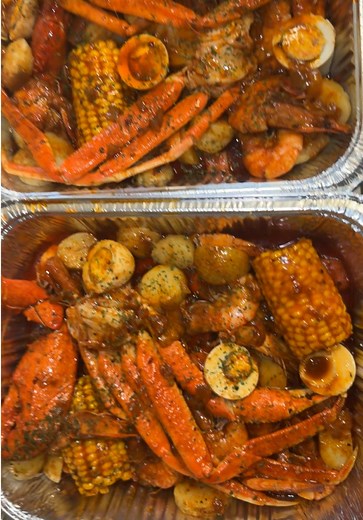Bedford Seafood Boil Review for Seafood Lovers