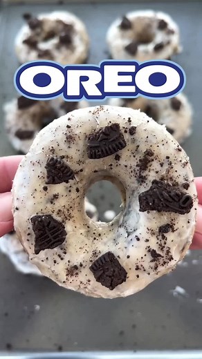 Delicious Oreo Donut Recipe for Sweet Breakfast Treats