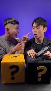 🎲 Randombox meets Guess the Sound! 🔊 Can you beat this challenge? 👀 #RandomboxChallenge #GuessTheSound #BeatboxGame #SoundChallenge #ViralChallenge #GuessingGame #FunGames #TrendingNow #ChallengeAccepted #ViralVideo #EntertainmentDaily #ForYou #USATrend #EuropeTrend | 肉肉說了算 - 89tms98