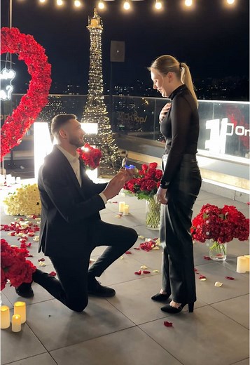 Alina și Mihai: Povestea unei Cereri în Căsătorie Perfecte💍