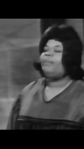 Inez Andrews & The Andrewettes "A God Somewhere" (1965) 💯 🎙 #LizDargan #GospelWorld #gospel #60s #theandrewettes #classic #gospelmusic #musicagospel #music #musica #history #gospelchoir #corogospel | Gospel World