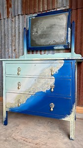 19K views · 167 reactions | Blending, blinging, texture additive and metallic paint for this wowza transformation!#PaintedFurniture #FurnitureFlip #FurnitureFlipper #Chalkpaint #Dixiebellepaint #DixiebellepaintCompany #E320Treasures #Waxahachie | 홴320 횃횛횎횊횜횞횛횎횜 | Facebook