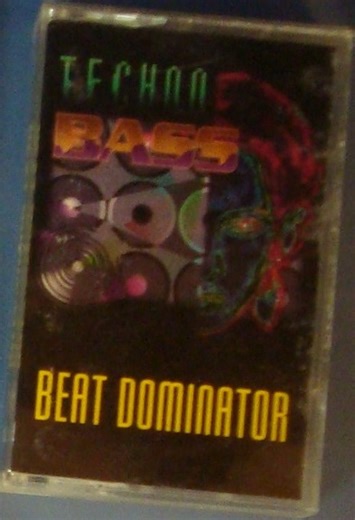 Beat Dominator - Techno-Bass