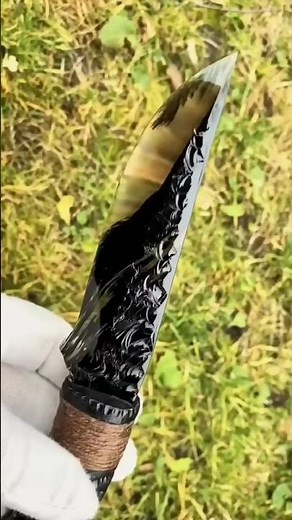 The Sharpest Knife in the World? 😱 Obsidian Knife Explained #shorts
