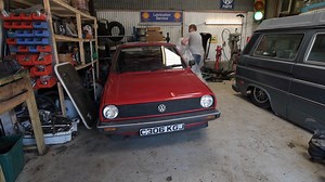 Turtle Wax Color Magic is an all-in-one colored wax designed to clean, shine and add color. 1. Lazada https://www.lazada.com.my/products/color-magic-plus-black-t-8310-i100657851-s100921342.html?spm=a2o4k.seller.list.49.55893926Ea2Lqo&mp=1 2. Shopee https://shopee.com.my/Color-Magic-Plus-Black-T-8310-i.37569641.687885224 It’s quick and easy to use, gently cleaning the paint surface and masking minor scratches and swirl marks. | Turtle Wax