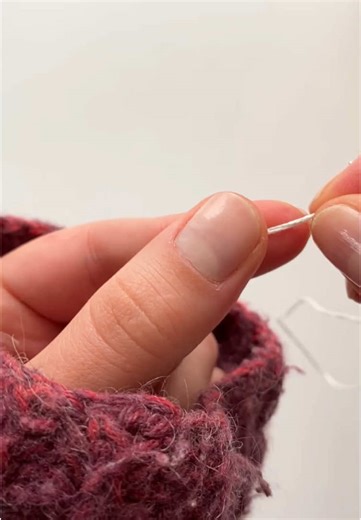 Quick & Easy Thread Knot Tutorial 🪡 #handembroidery #stitch #embroiderytutorial #embroidery #embroideryart