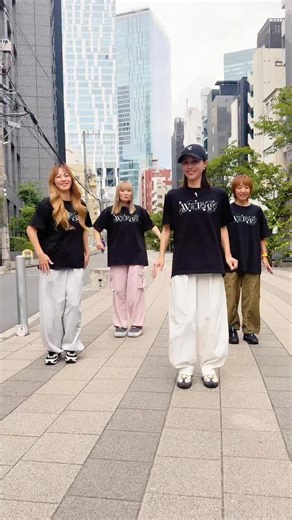 MAX Staff on Instagram: "10月13日(月・祝)沖縄コンベンションセンターにて 「MAX 30th LIVE CONTACT 2025 Ways To Go ～Come on B.B.WAVES～」開催🌺 #MAX #ニライカナイ 一緒に踊りましょう🥳 ▽ライブ詳細はこちらから http://sp.rising-pro.jp/max/news/VFuJt5OBEd/"