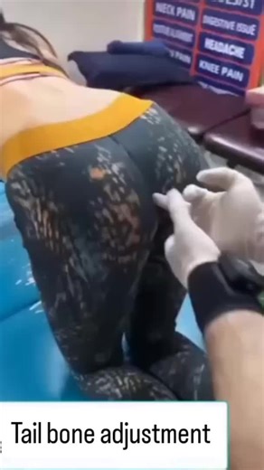 Tail bone adjustment by chiropractor #tailbone #tailboneadjustment #tailbonepain #chiropracticadjustment #chiropractic