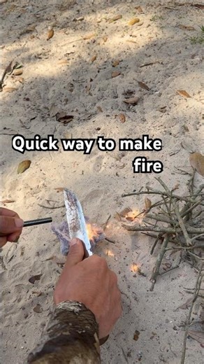 Easy fire starting method #outdoors #bushcraft #fire
