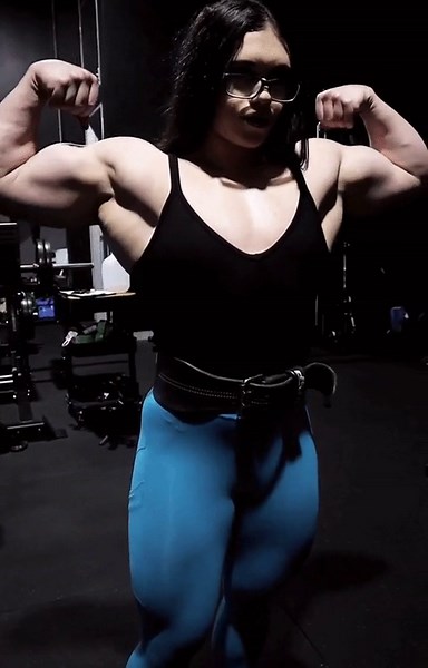 Ariel Rose on Make a GIF