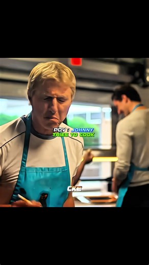 POV : Johnny tries to Cook 💀 {4k} #cobrakai #johnnylawrence #migueldiaz #cooking #cke