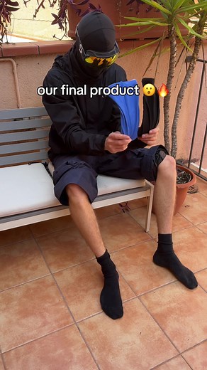 We all suffer from shin pain😩 #skitok @skiing #skiinsider #winteriscoming