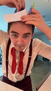 801K views · 1.9K reactions | These scissors cut paper but don’t cut hair or clothes ✂️ #reels #lifehacks #clothes #paper | Andre Life hack | Facebook