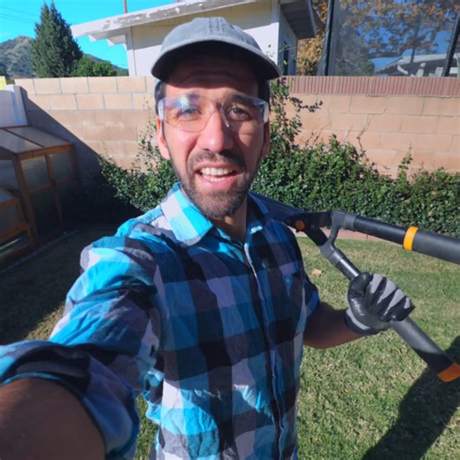 Nextdoor Ads makes it easy to reach local customers who are looking for businesses like yours. Reach your neighborhood today! | Nextdoor for Business