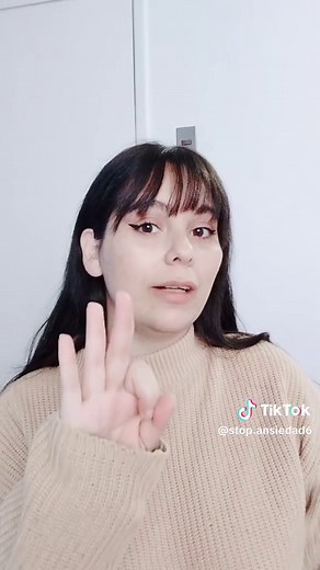 Respuesta a @marceloyola872 realiza estos 3 ejercicios de rehabilitación vestibular. la rehabilitación vestibular es usada para reeducar el sistema vestibular. el vértigo y mareos pueden aparecer por distintas razones como patologías en el octavo par craneal, estrés y trastorno de ansiedad, entre otras causas. #stopansiedad #trastornodeansiedad #ansiedad #vivirsinansiedad #ansiedad #crisisdepanico #trastornodepanico #vertigo #mareo