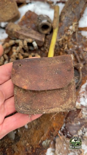 Opening a German WW2 Foxhole Reveals Personal Soldier Relics | Eastern Front