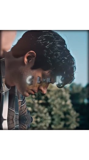 Rash on Instagram: "📺 Movie: Superman (2025) From the heart of Metropolis to the far reaches of heroism, Superman (2025) reintroduces the Man of Steel for a new generation. In this fresh cinematic reboot directed and written by James Gunn, Clark Kent / Superman (played by David Corenswet) struggles to balance his alien origins with his human upbringing while facing growing public scrutiny and powerful enemies like Lex Luthor (Nicholas Hoult). With help from Lois Lane (Rachel Brosnahan), his loy